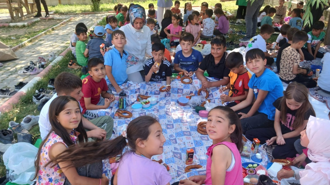 Okulumuzda Kahvaltı Etkinliği...
